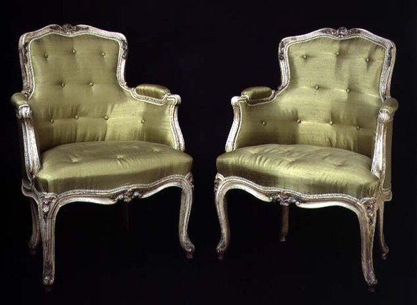 Louis XV pequenas cadeiras pintadas de French School
