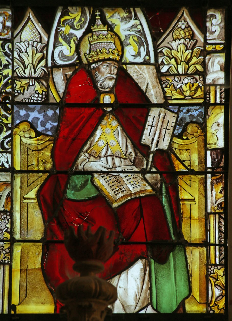 Janela retratando São Pedro como Papa de French School