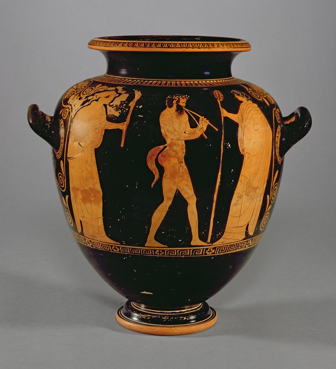 Estames áticos de figuras vermelhas, representando o retorno de Hefesto, do Grupo de Polígonos, c.440 aC (cerâmica) (veja também 293738 e para detalhes ver 307551) de Greek School