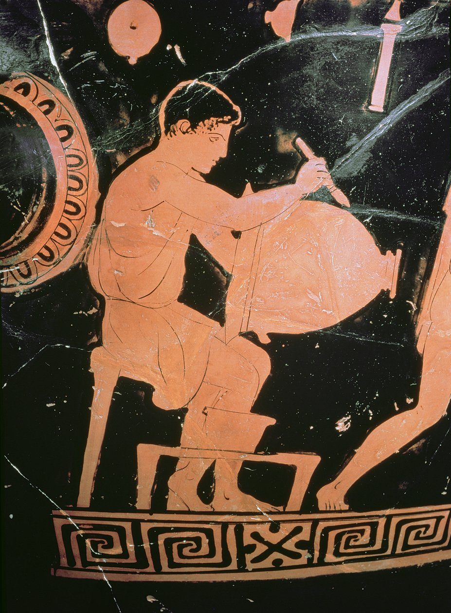 Sótão vermelho-figura sino-cratera, detalhe mostrando um potter pintando um sino-cratera, c.430-425 BC (cerâmica) (detalhe de 100556) de Komaris Painter