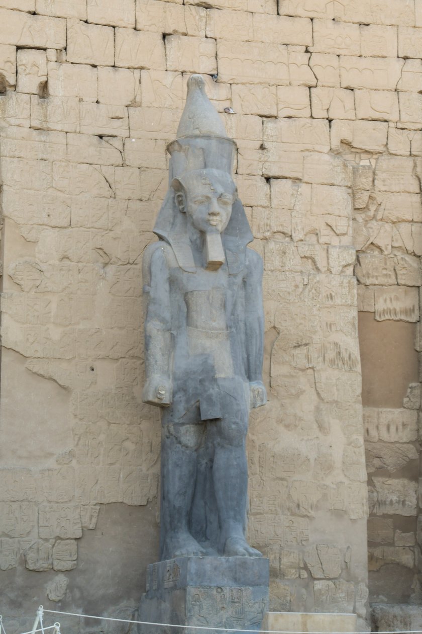 Templo de Luxor, arquitetura do Antigo Egito em Luxor de Albert Mansour