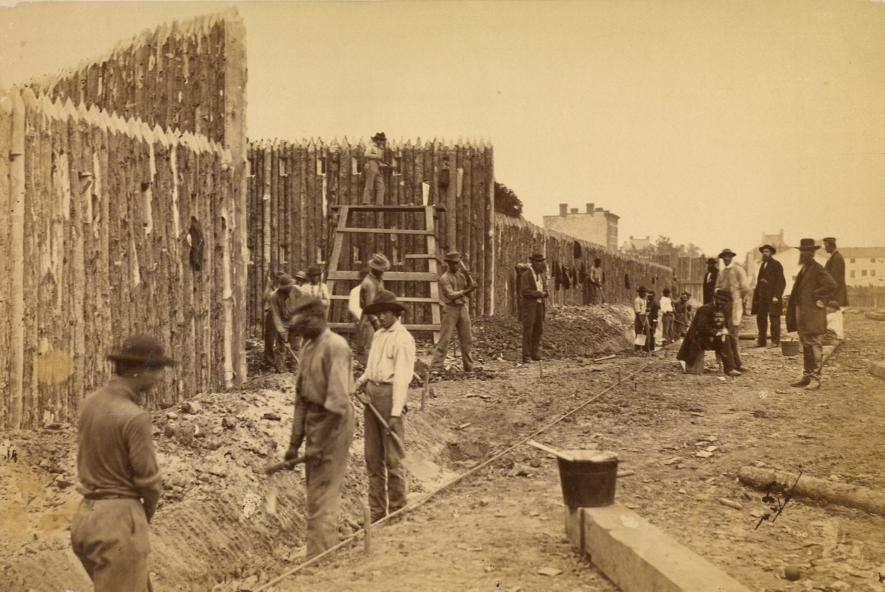 [Paliçada construída pelo General Haupt para proteção da propriedade do Governo, Orange  Alexandria R.R., Alexandria, Virigina] de A.J. Russell