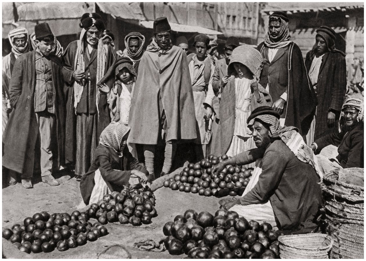 Mercado de frutas em Bagdá, Iraque, 1925 de A. Kerim