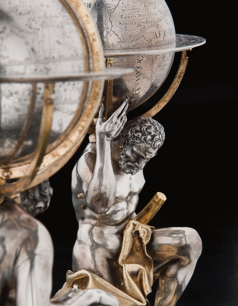 Dois globos terrestres e celestes excepcionais, apoiados por Hércules e Atlas, Augsburg de Abraham Drentwett