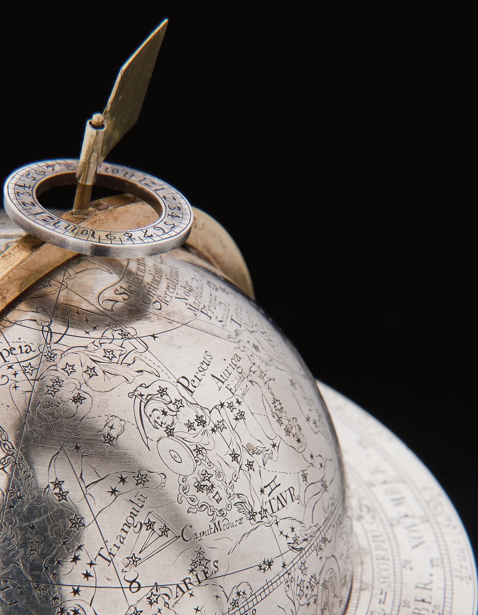 Dois globos terrestres e celestes excepcionais, apoiados por Hércules e Atlas, Augsburg de Abraham Drentwett