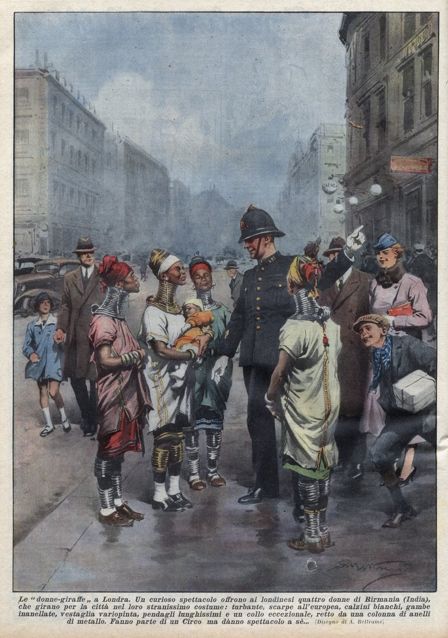 Um grupo de mulheres-giraffes da Birmânia pergunta a um policial inglês (policial) em Londres, elas estão vestidas com turbante, túnica, anéis ao redor do pescoço e pernas. Ilustração de Achille Beltrame em "La domenica del Corriere" de 26/04/1937. de Achille Beltrame