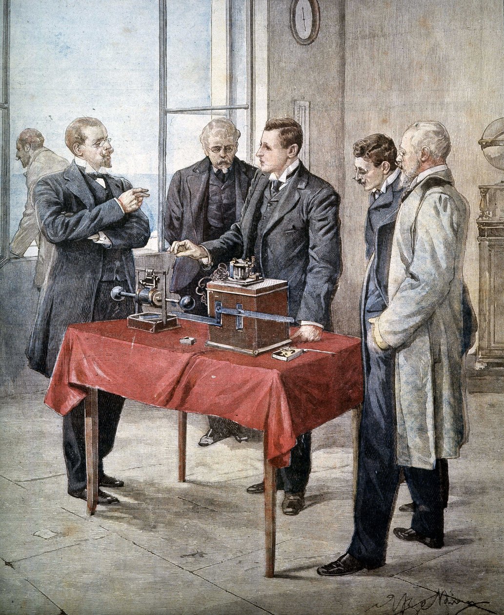 As experiências de Guglielmo Marconi (1874 - 1937) em 1899: Telegrafia sem fios através do Canal. Ilustração de Achille Beltrame em "Domenica del Corriere". de Achille Beltrame
