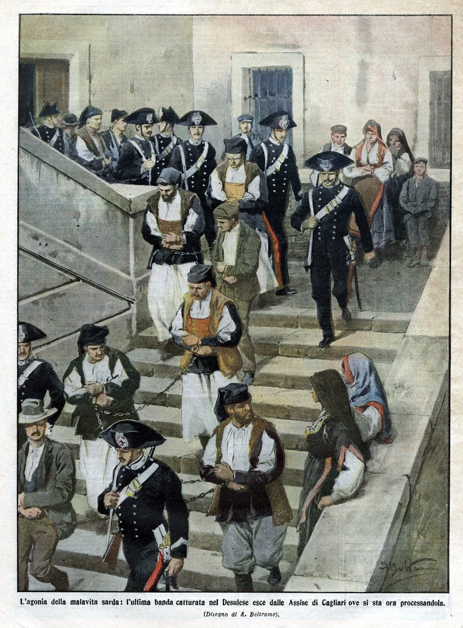 O último bando de malfeitores sardos quando deixam o Tribunal de Assize em Cagliari, onde se realiza o julgamento. Ilustração de Beltrame. La Domenica del Corriere. 07/1913. de Achille Beltrame
