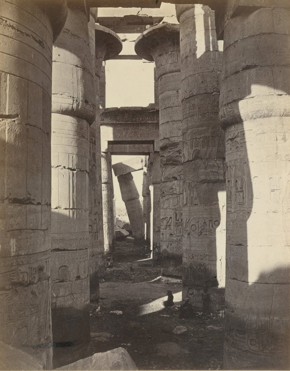 Alto Egito, Salão Hipostilo em Karnak, ca. 1870. de Adolphe Braun