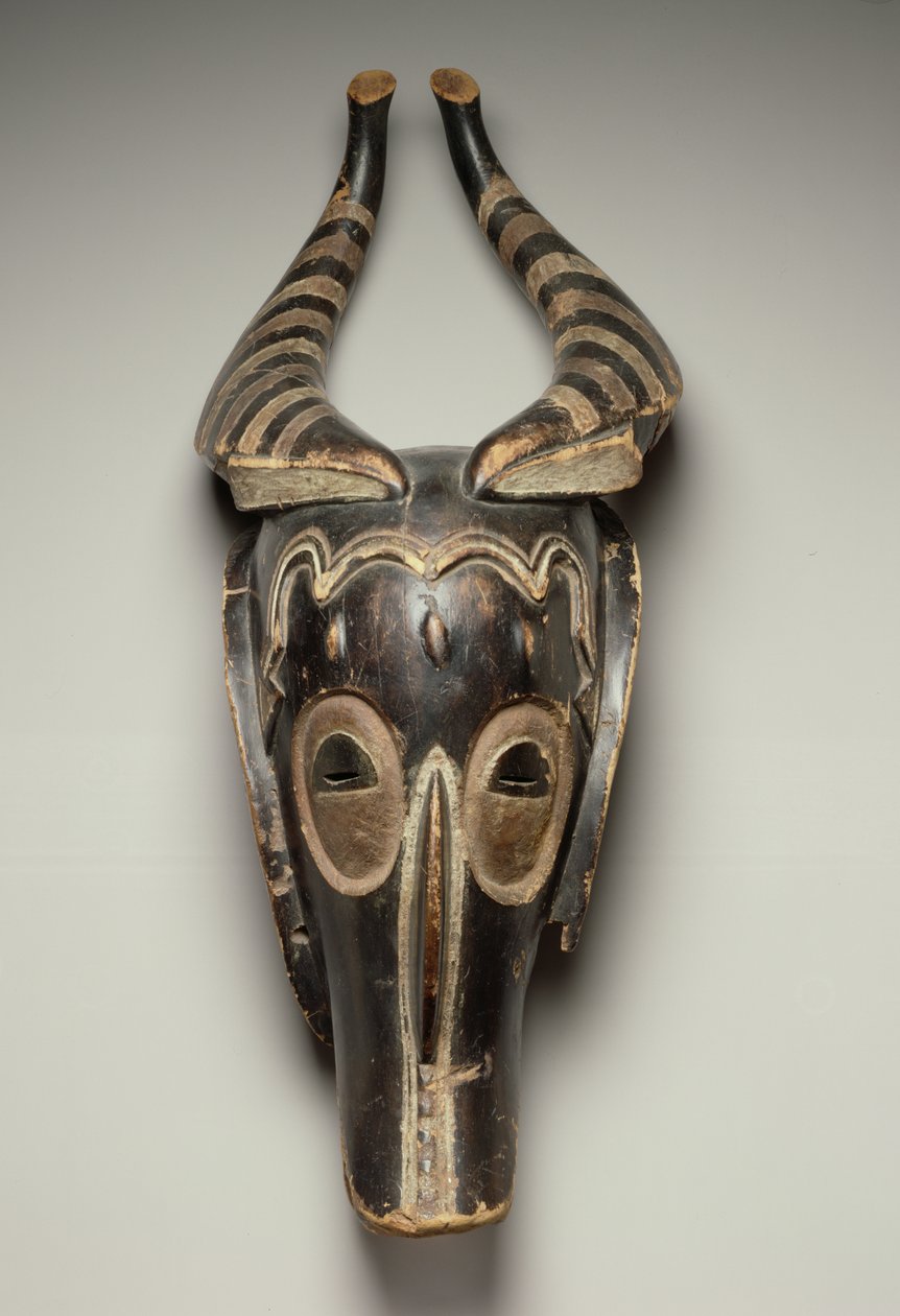 Zamle Antelope Mask, Cultura Guro, Costa do Marfim (madeira com pigmento) de African