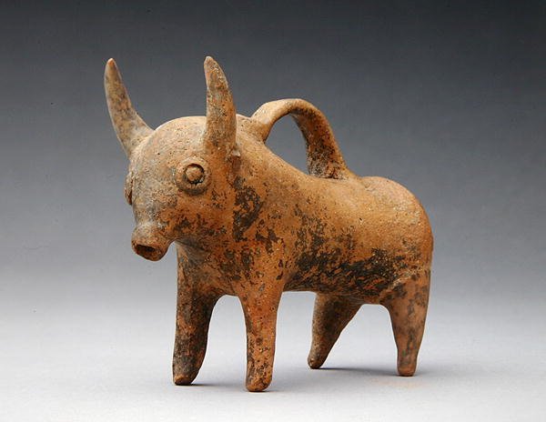 Frasco em forma de boi, c.1575-1400 BC (cerâmica) de Age Bronze