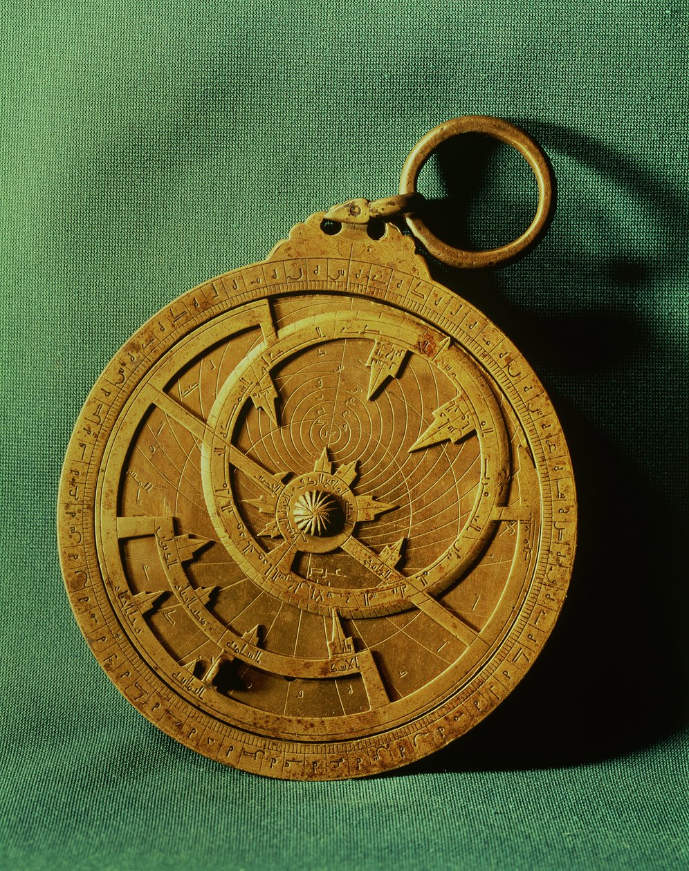 Astrolábio (cobre) de Ahmad ibn Khalaf