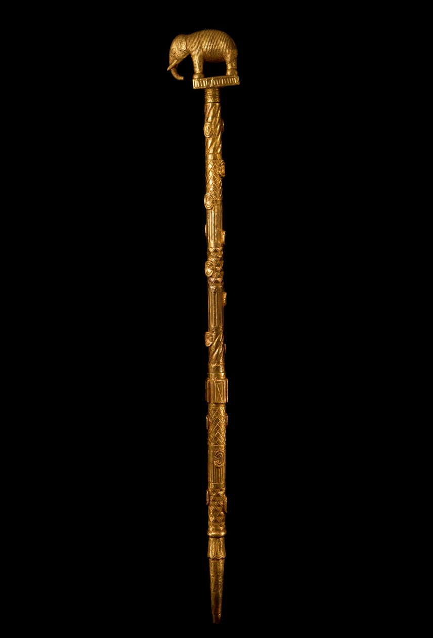 Pessoal do lingüista com elefante Finial, Gana, c.1890 (madeira e folha de ouro) de Akan School