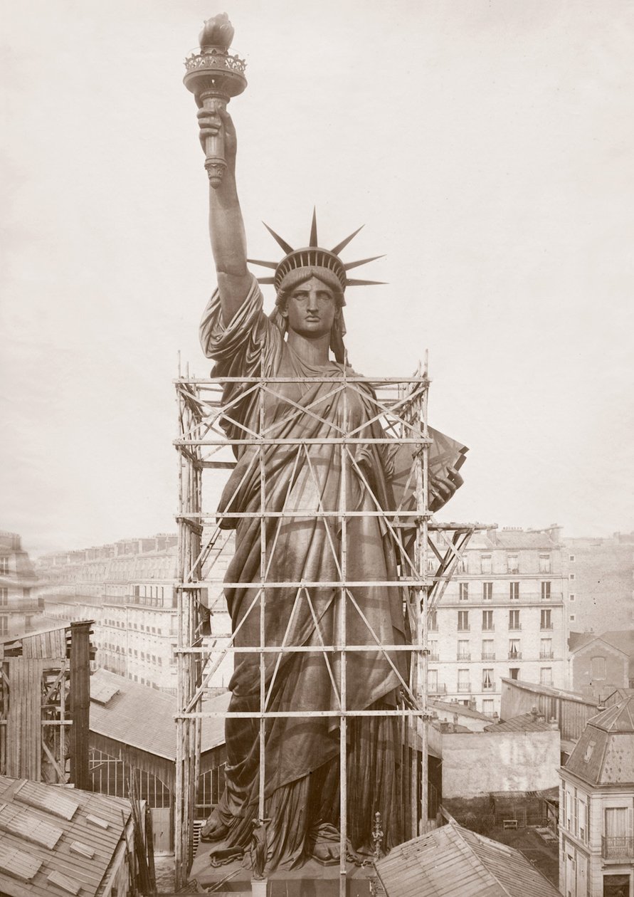 Montagem da Estátua da Liberdade, Paris 1883 de Albert Fernique