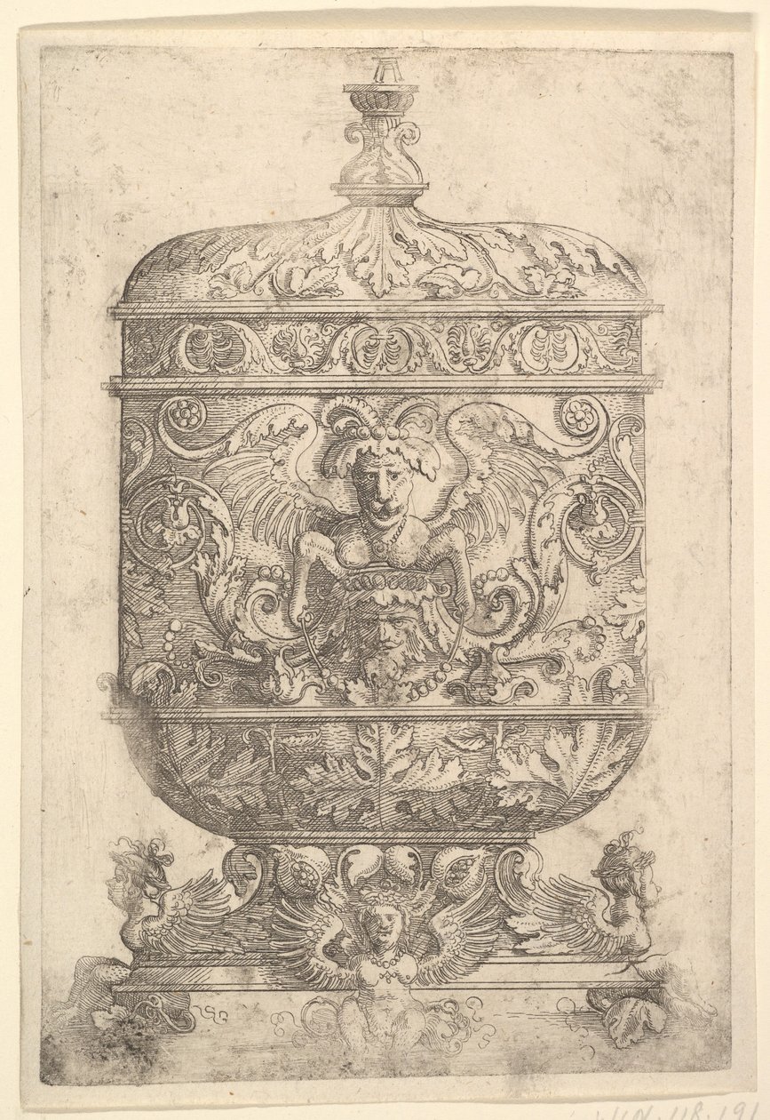 Cálice coberto com grotescos em um background.nd branco de Albrecht Altdorfer