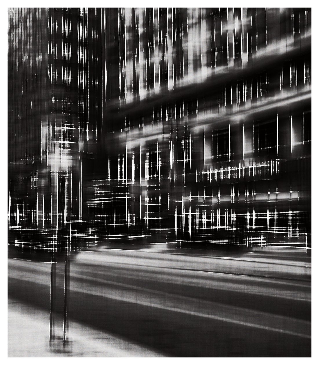 street in musical notation, 2019 (fotografia) de Alex Caminker