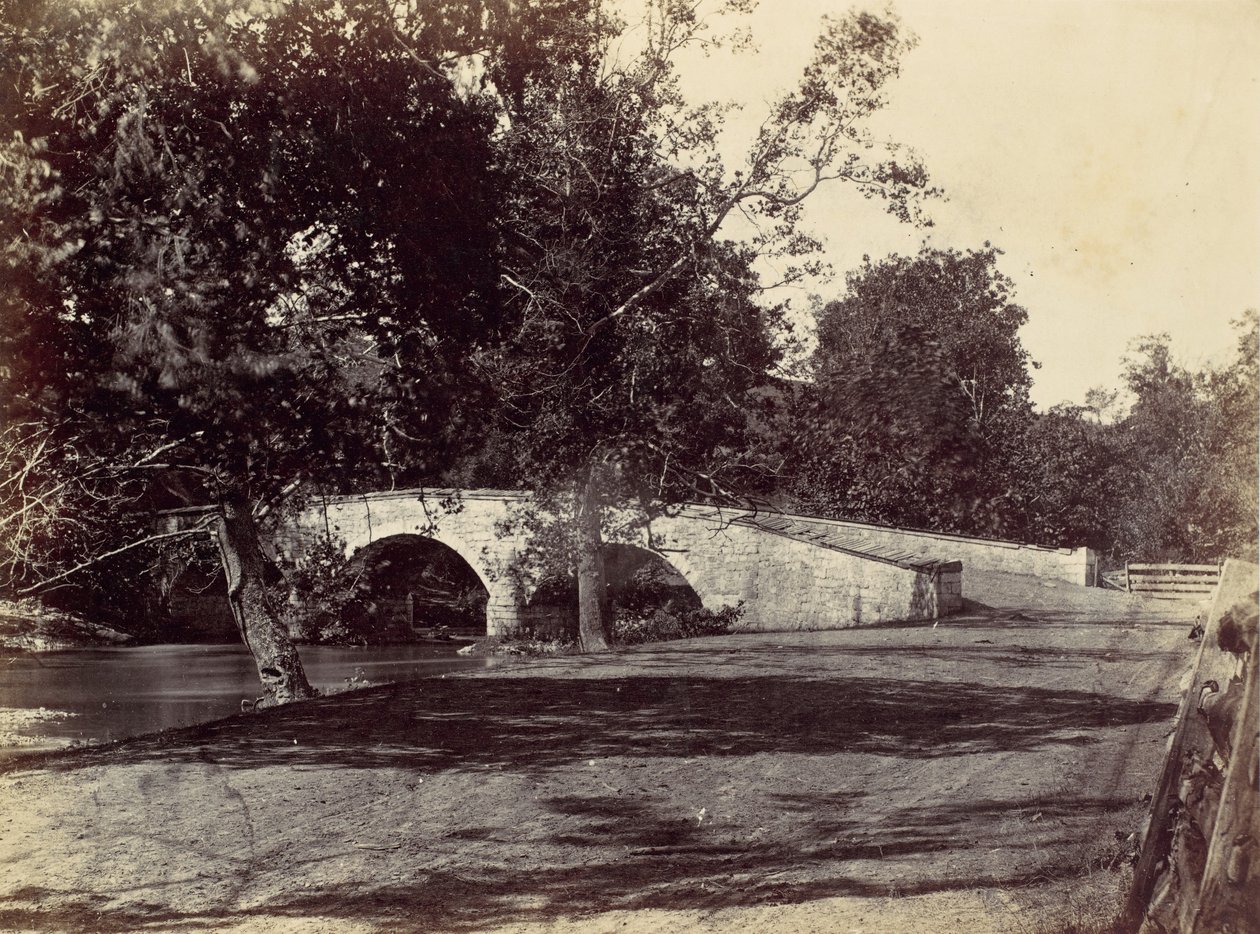 Ponte Burnside, do outro lado do Antietam, perto de Sharpsburg, nº 1, setembro de 1862, 1862. de Alexander Gardner
