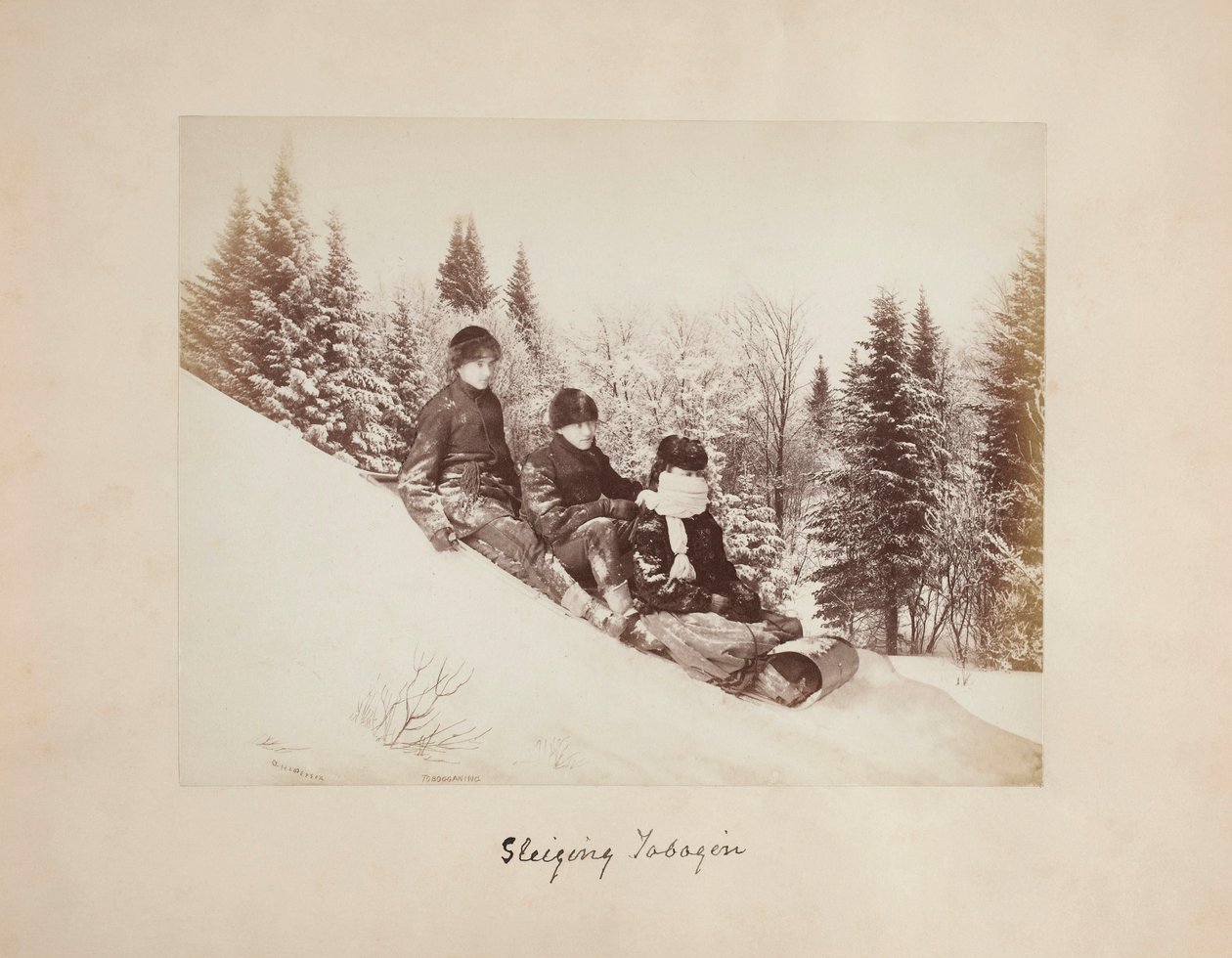 Três Toboganers em Snowy Hill de Alexander Henderson