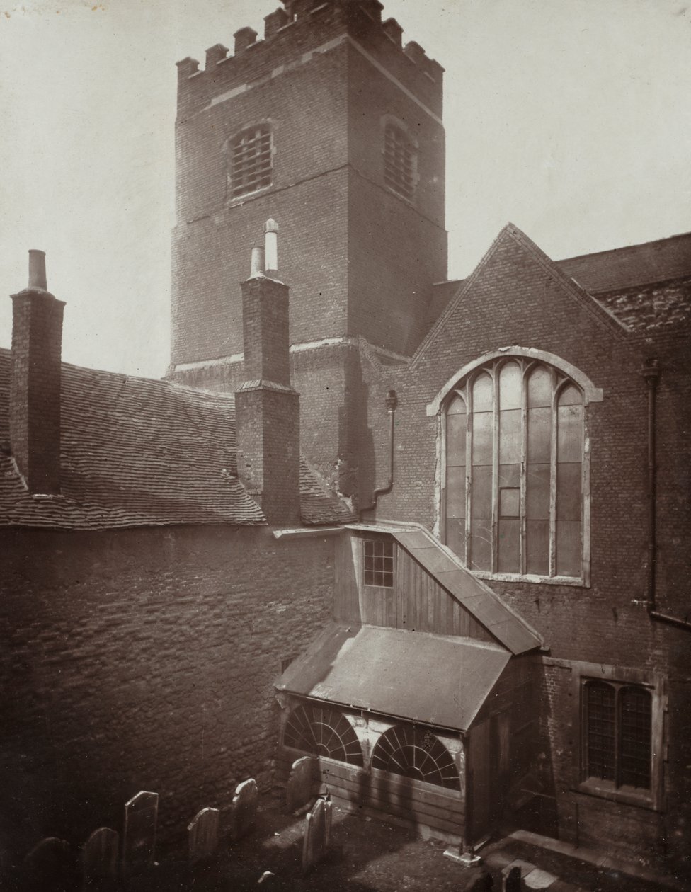 St. Bartholomews: The Green Churchyard no local do Old South Transept de Alfred H. Bool