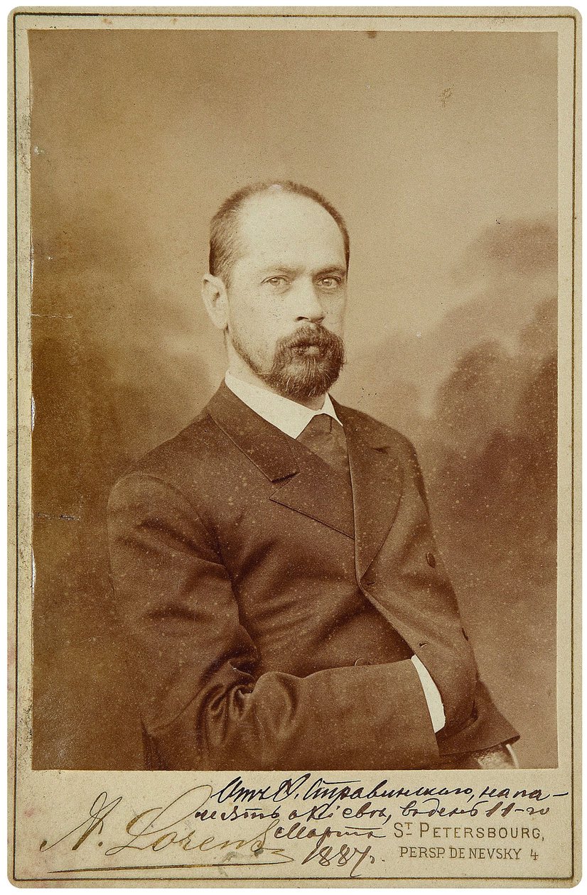 Feodor Stravinski (1843-1902) - Retrato do cantor de ópera baixo Fyodor Ignatievich Stravinsky (1843-1902) - Estúdio fotográfico de Petersburgo Alfred Lorens. Fotografia de Alfred Lorens
