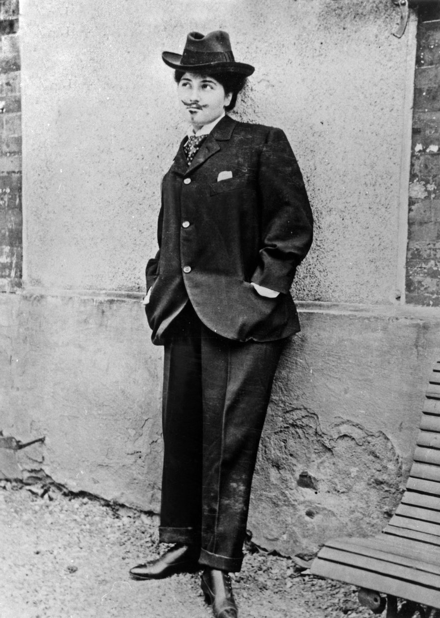 Misia Nathanson (1872-1950) futura Misia Sert, vestida como um homem, c. 1900, foto Alfred Natanson de Alfred Natanson