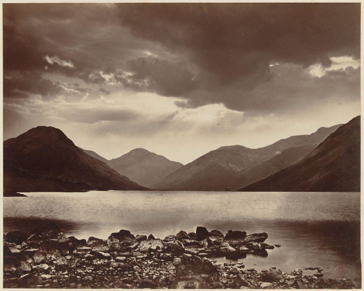Vista de Derwentwater perto de Keswick, Cumbria Pettitt Series Keswick (título da série no objeto) de Alfred Pettitt