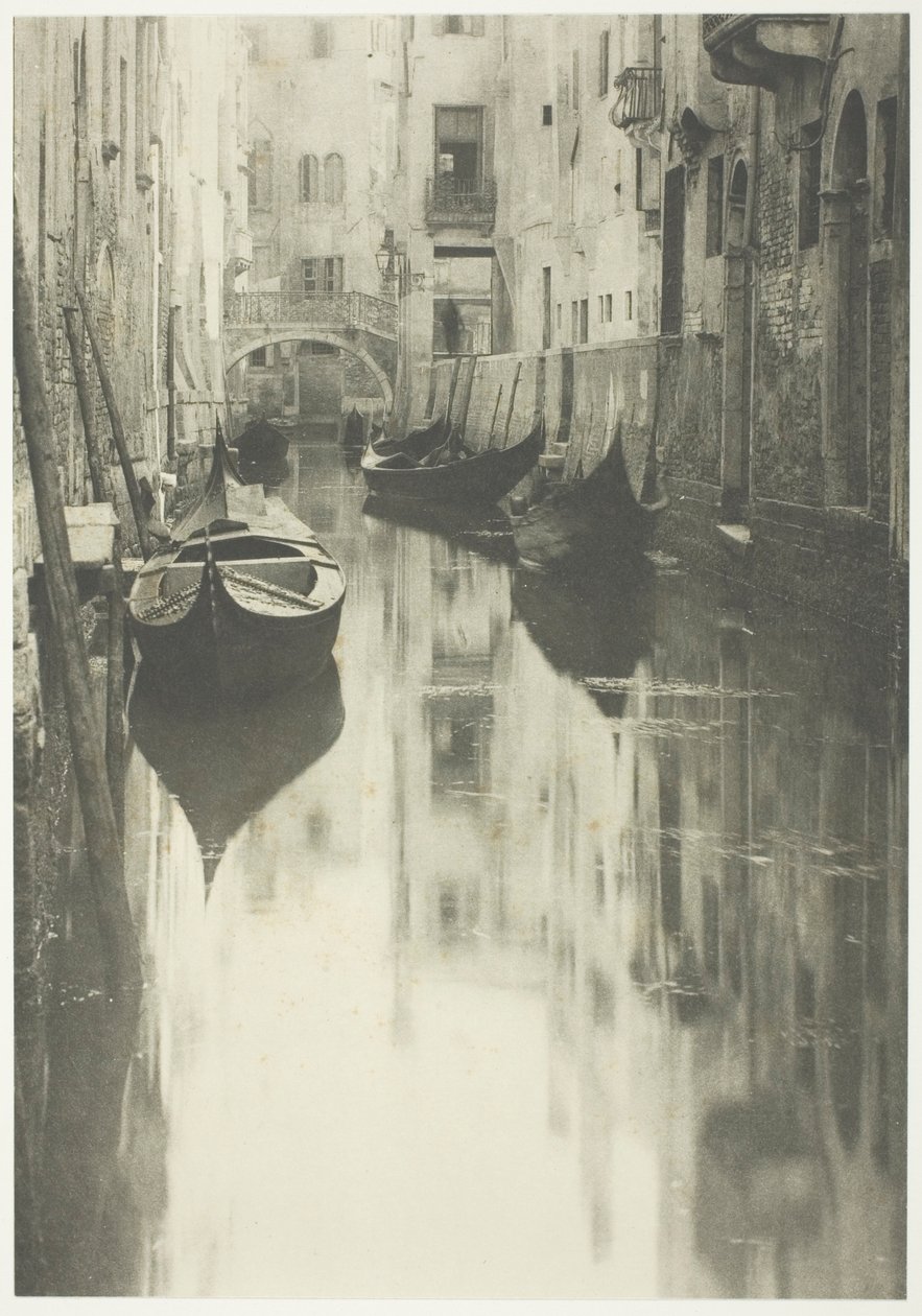 Um canal veneziano de Alfred Stieglitz