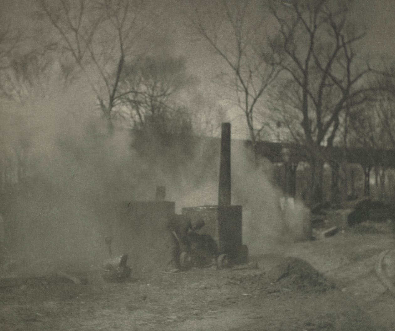 Trabalho de câmera: A Pavimentadora de Asfalto, Nova York, 1892. de Alfred Stieglitz