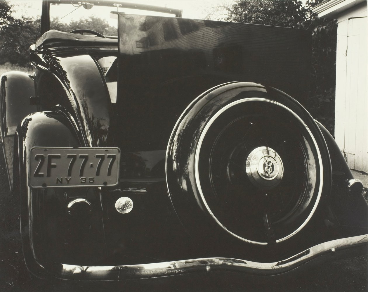 Carro 2F-77-77, 1935. de Alfred Stieglitz