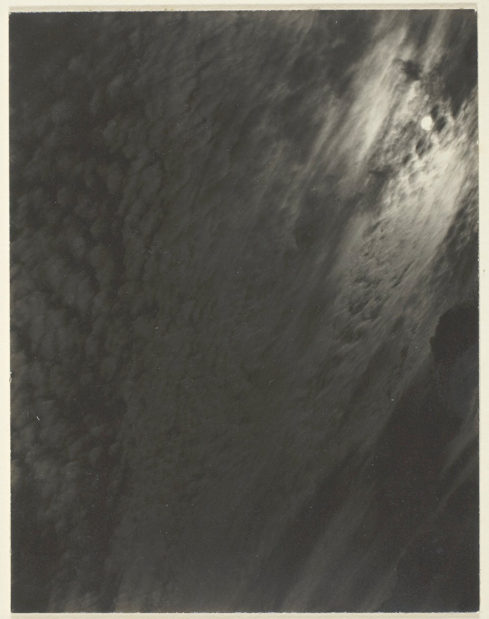Equivalente, do Conjunto A (Terceiro Conjunto, Impressão 6) de Alfred Stieglitz