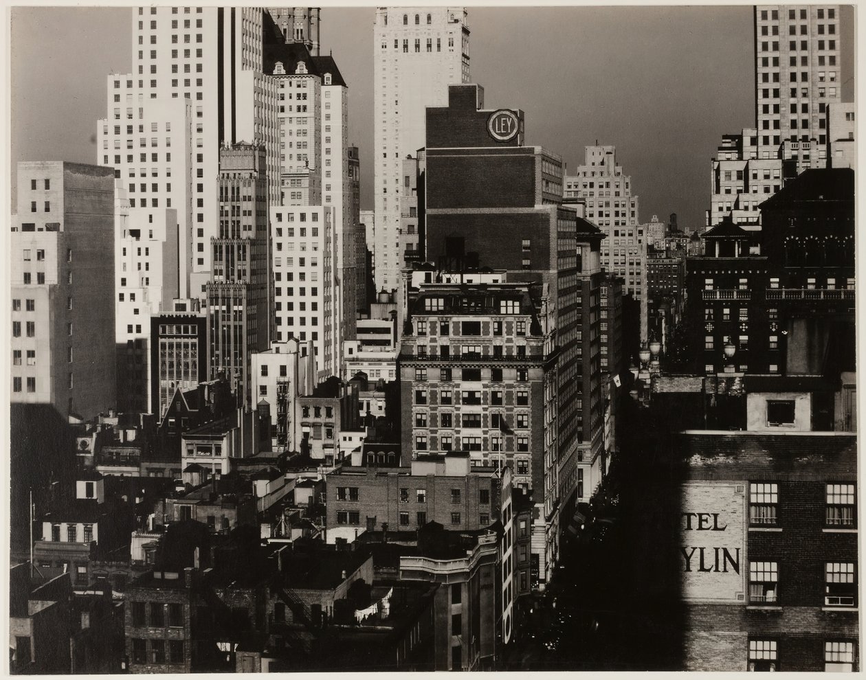 Da minha janela em um lugar americano, norte, 193031. de Alfred Stieglitz