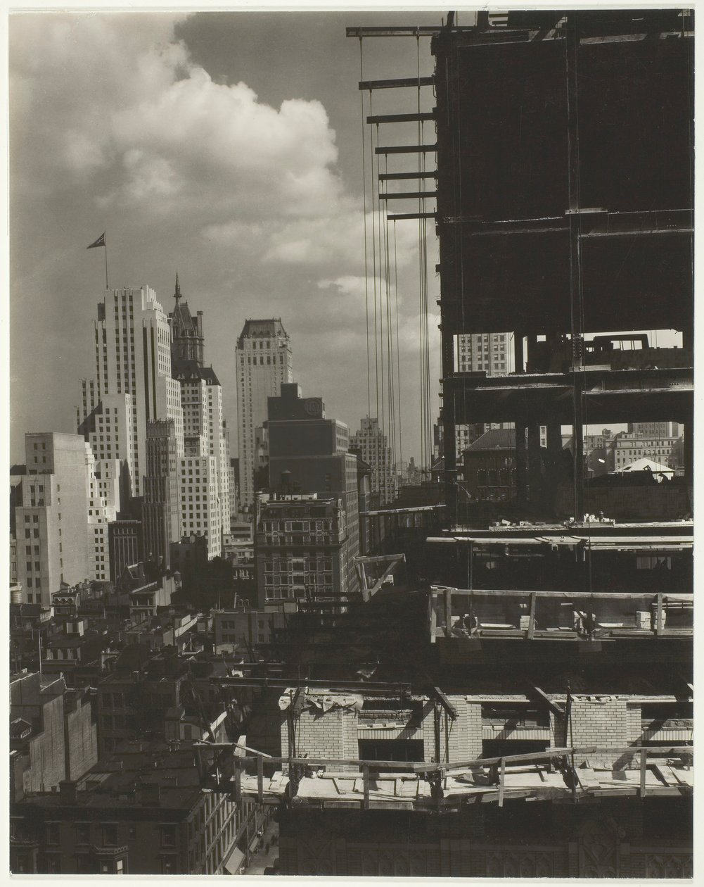 De minha janela em um lugar americano, norte, 1931. de Alfred Stieglitz