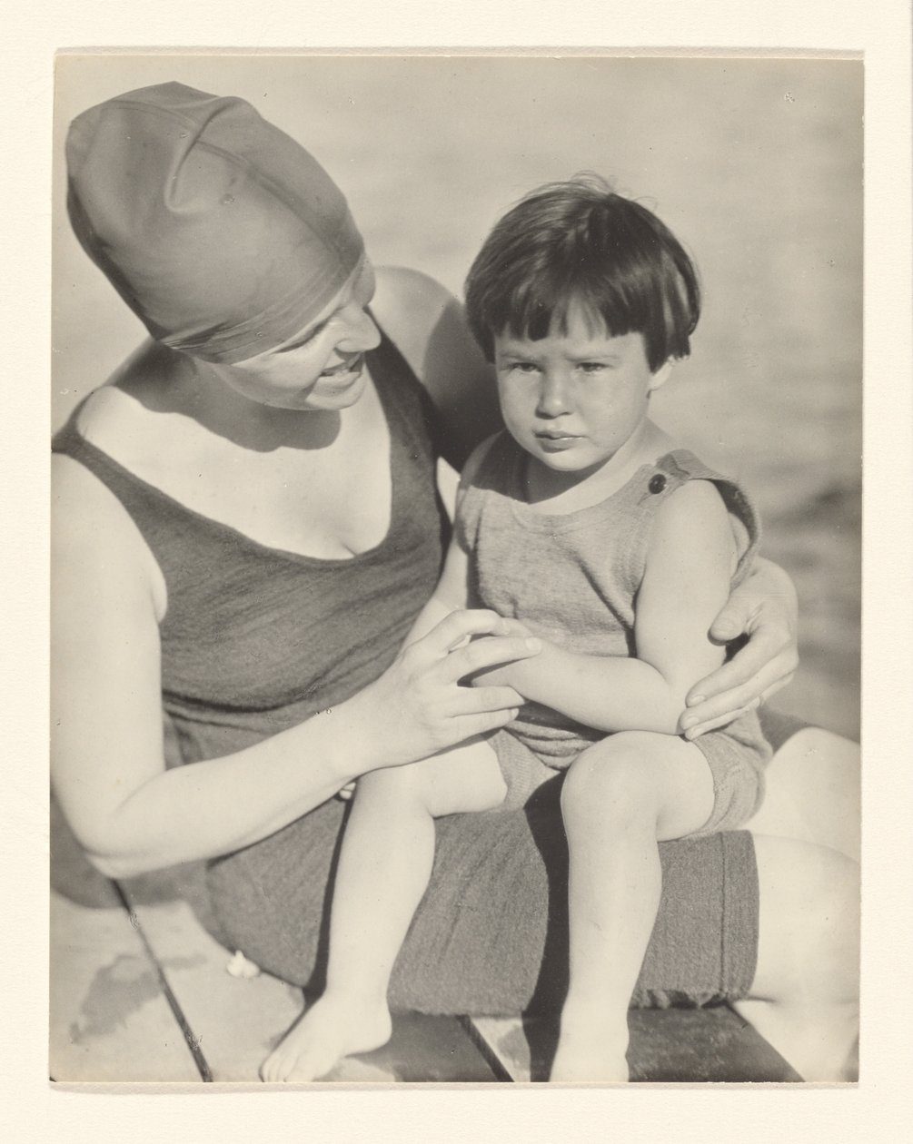 [Marie Rapp Boursault e Yvonne Boursault, Lake George] de Alfred Stieglitz