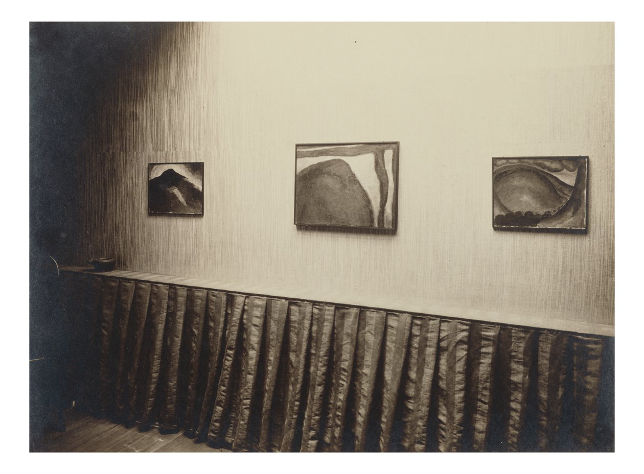 Sala à direita - Parede à direita de Alfred Stieglitz