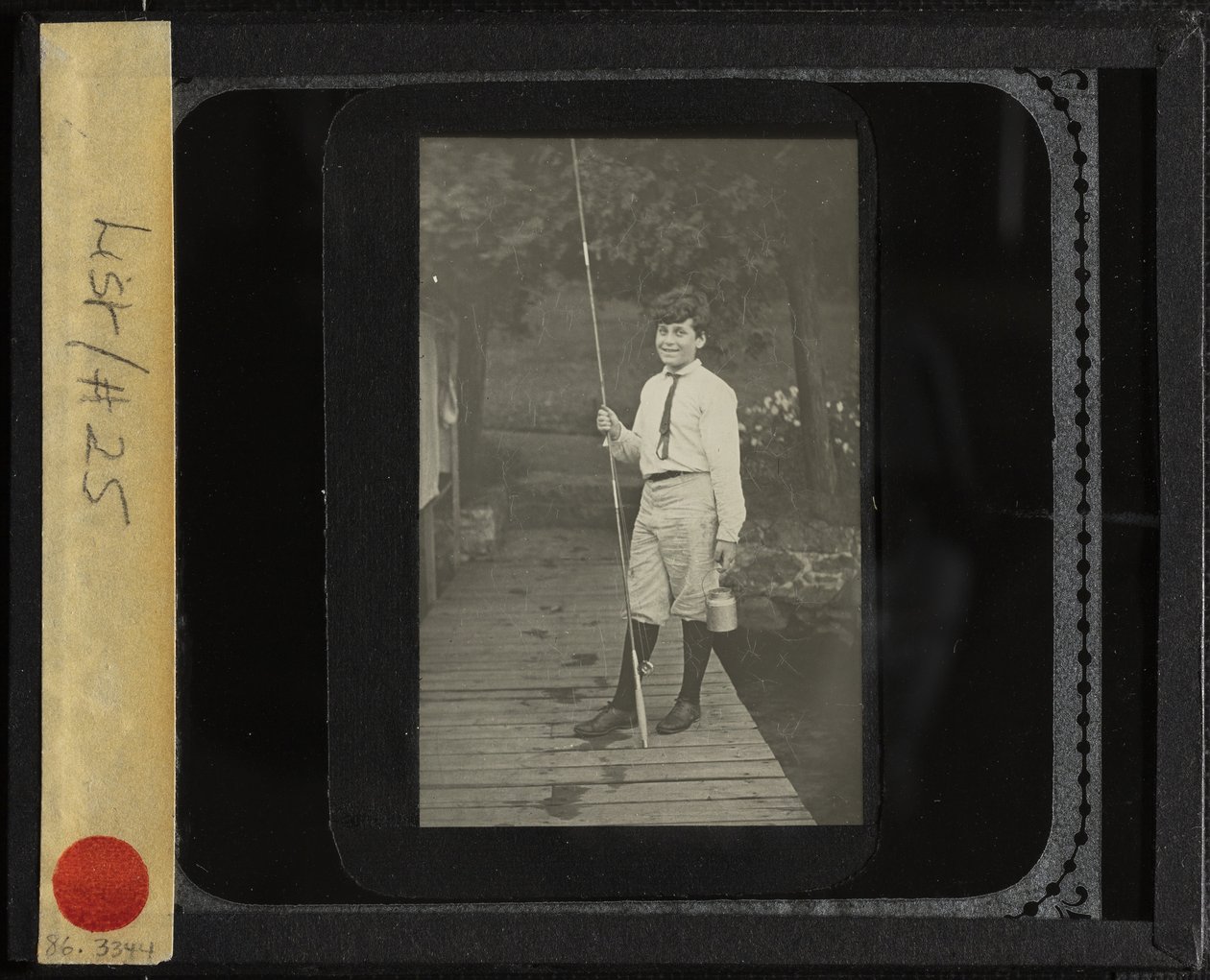 Sem título Howard com vara de pescar, 1910 ou 1912. de Alfred Stieglitz