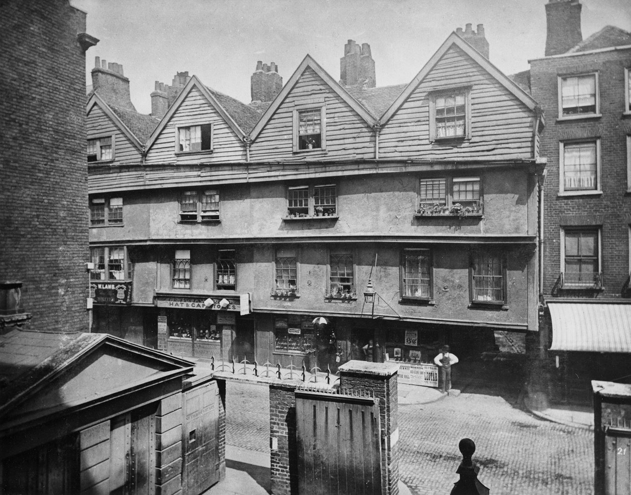 Gray&39;s Inn Lane, Holborn, cerca de 1887 de Alfred and John Bool