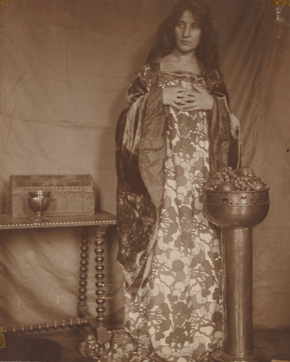 Retrato de Alice Dieudonne Chase, ca. 1906. de Alice Gerson Chase