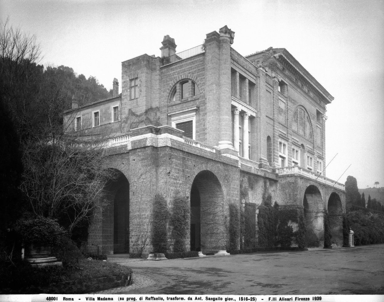 O terraço da Villa Madama, Roma de Fratelli Alinari