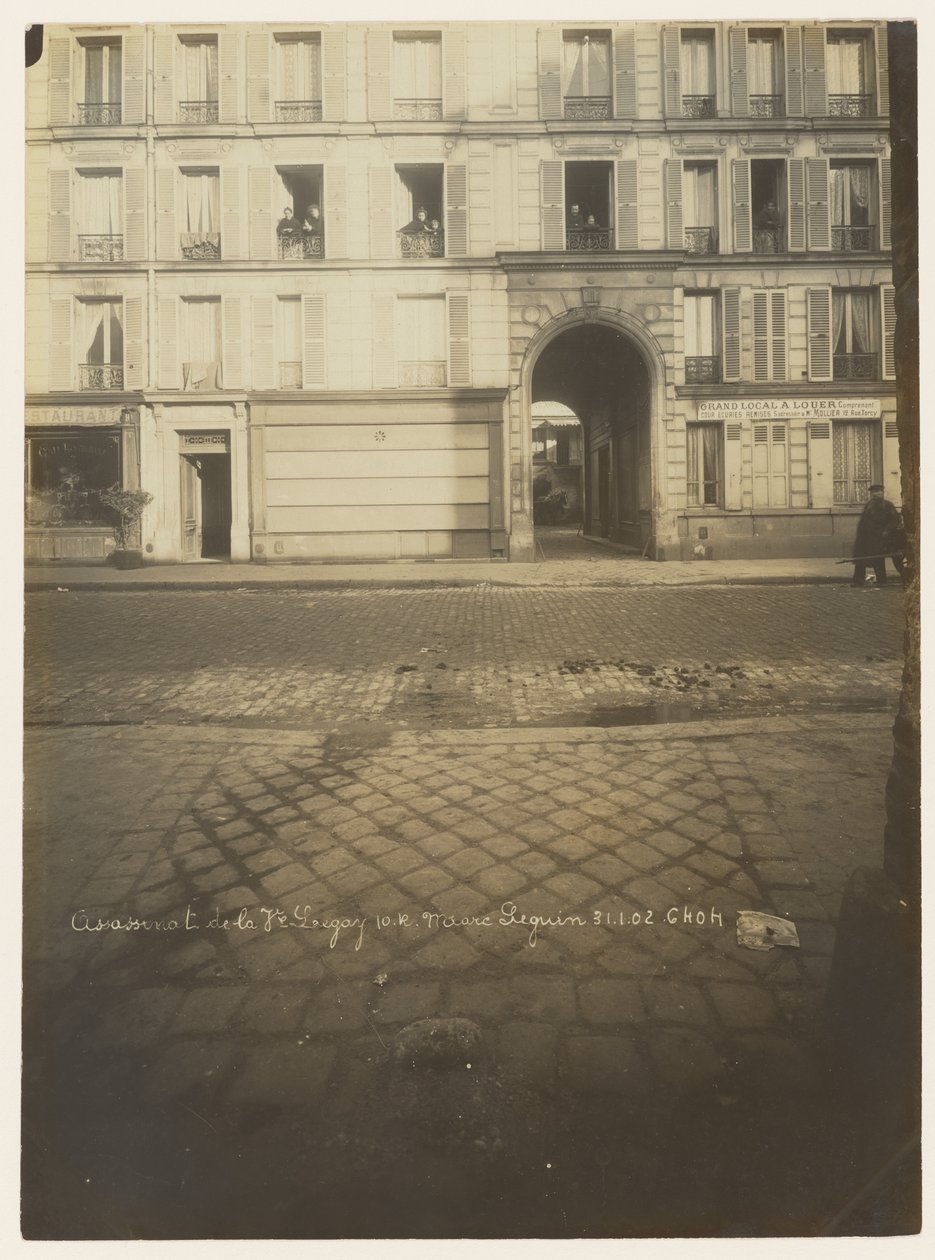 Vista exterior do edifício de Alphonse Bertillon