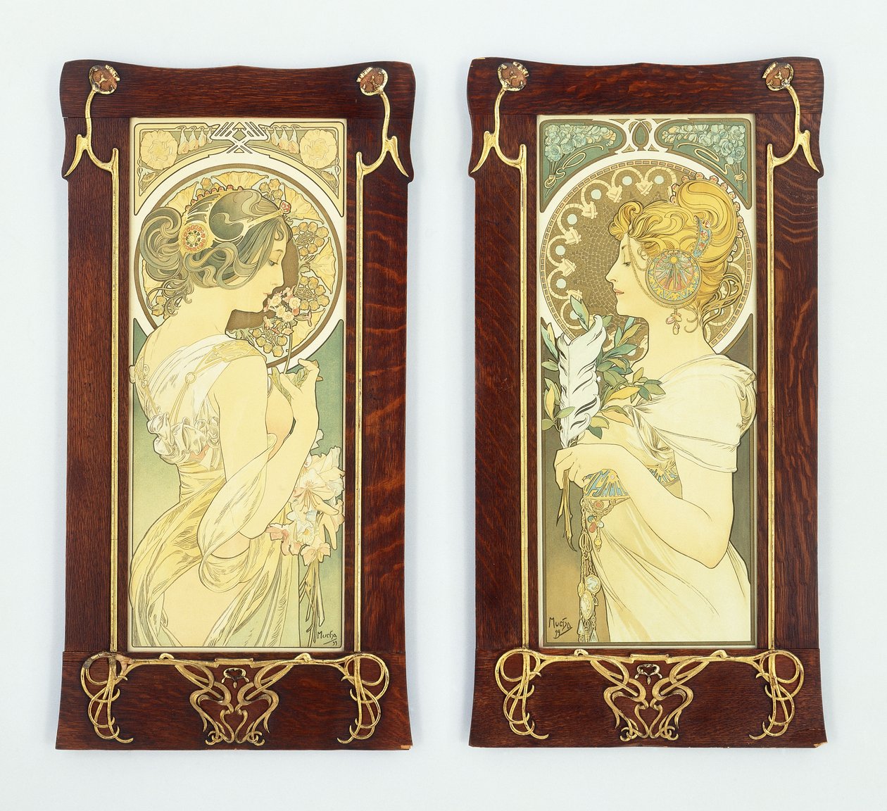 A prímula e a pena; Primavera e a Pena, 1899 de Alphonse Mucha