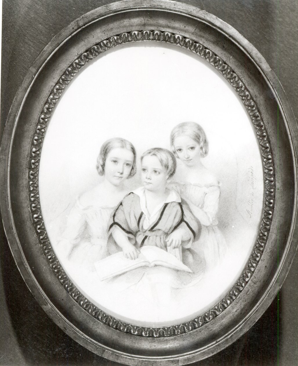 Blandine (n.1835), Cosima (n.1837) e Daniel (n.1839), filhos de Marie d&39;Agoult e Franz Liszt (pastel sobre papel) de Amelie de Lacepede