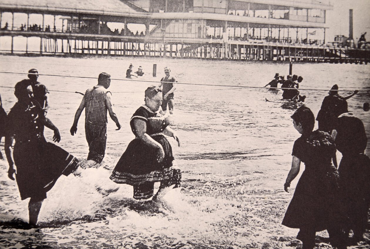 Uma estância balnear americana, c.1890 de American Photographer