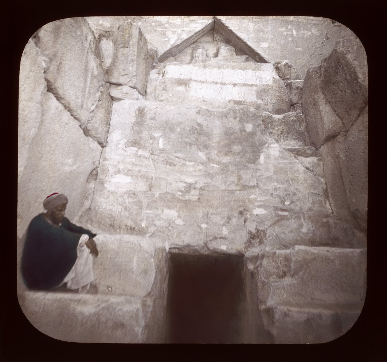 Egito - entrada para a pirâmide de Quéops (slide de lanterna) de American Photographer