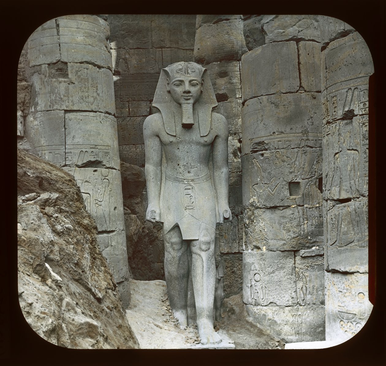 Egito, estátua, de, ramses ii, luxor, (lantern, slide) de American Photographer