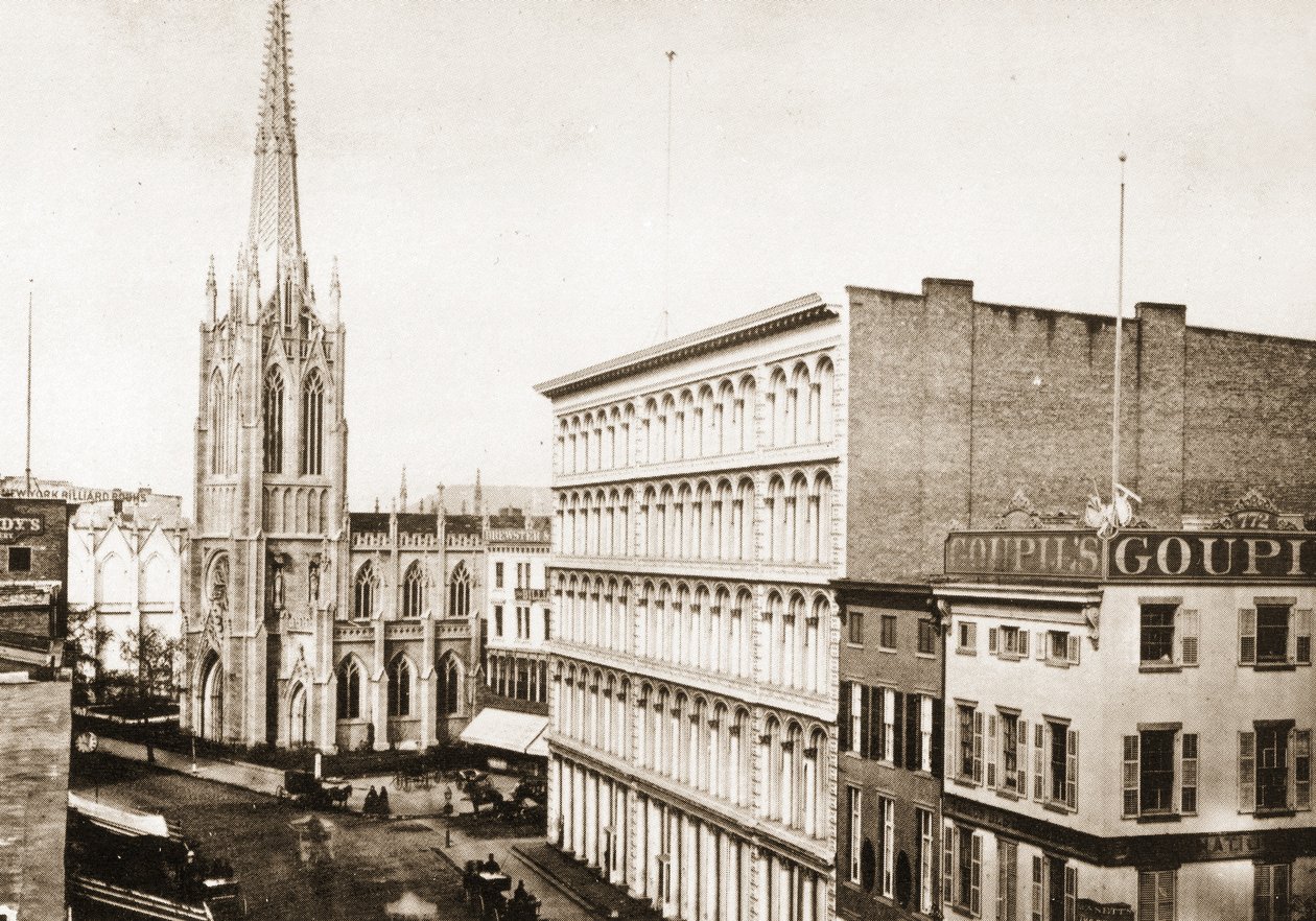 Grace Church e a antiga loja da AT Stewart na Broadway na 10th St., Nova York, 1868 de American Photographer