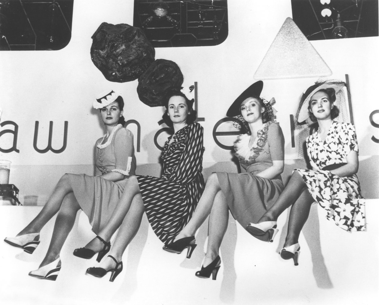 Foto de publicidade de Nylon, Feira Mundial de Nova York, 1939 de American Photographer