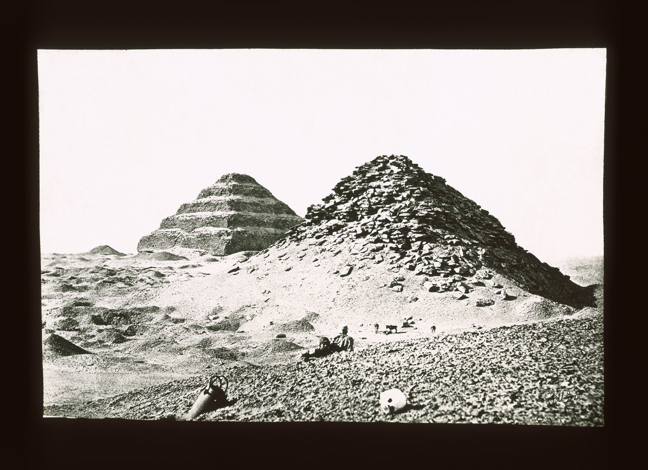 Pirâmide de degraus, Sakkara, 3ª dinastia (slide de lanterna) de American Photographer