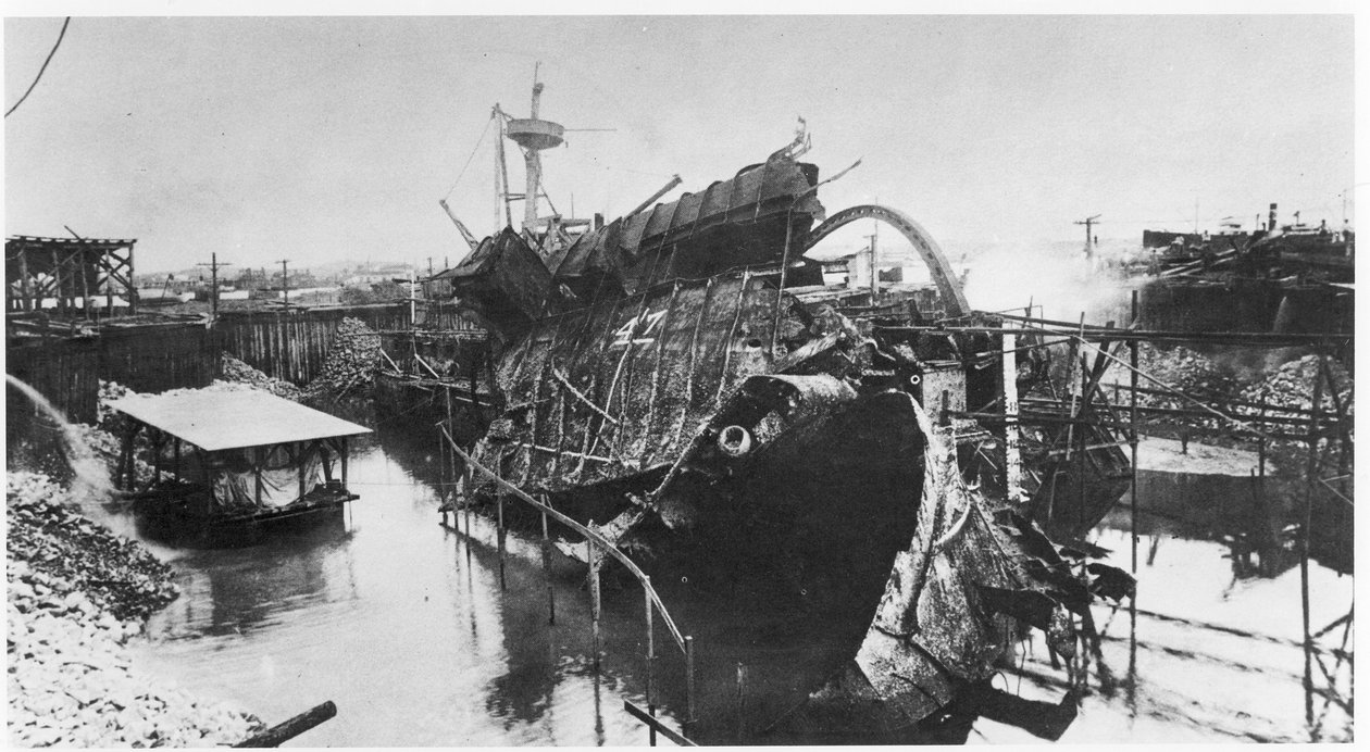 A catástrofe do USS Maine, 1898 (ver 206525, 206527) de American Photographer