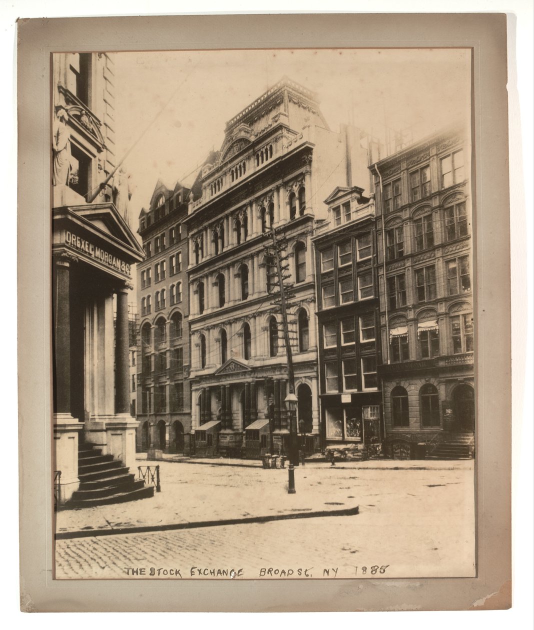 A bolsa de valores na Broad Street, 1885 (foto sépia) de American Photographer