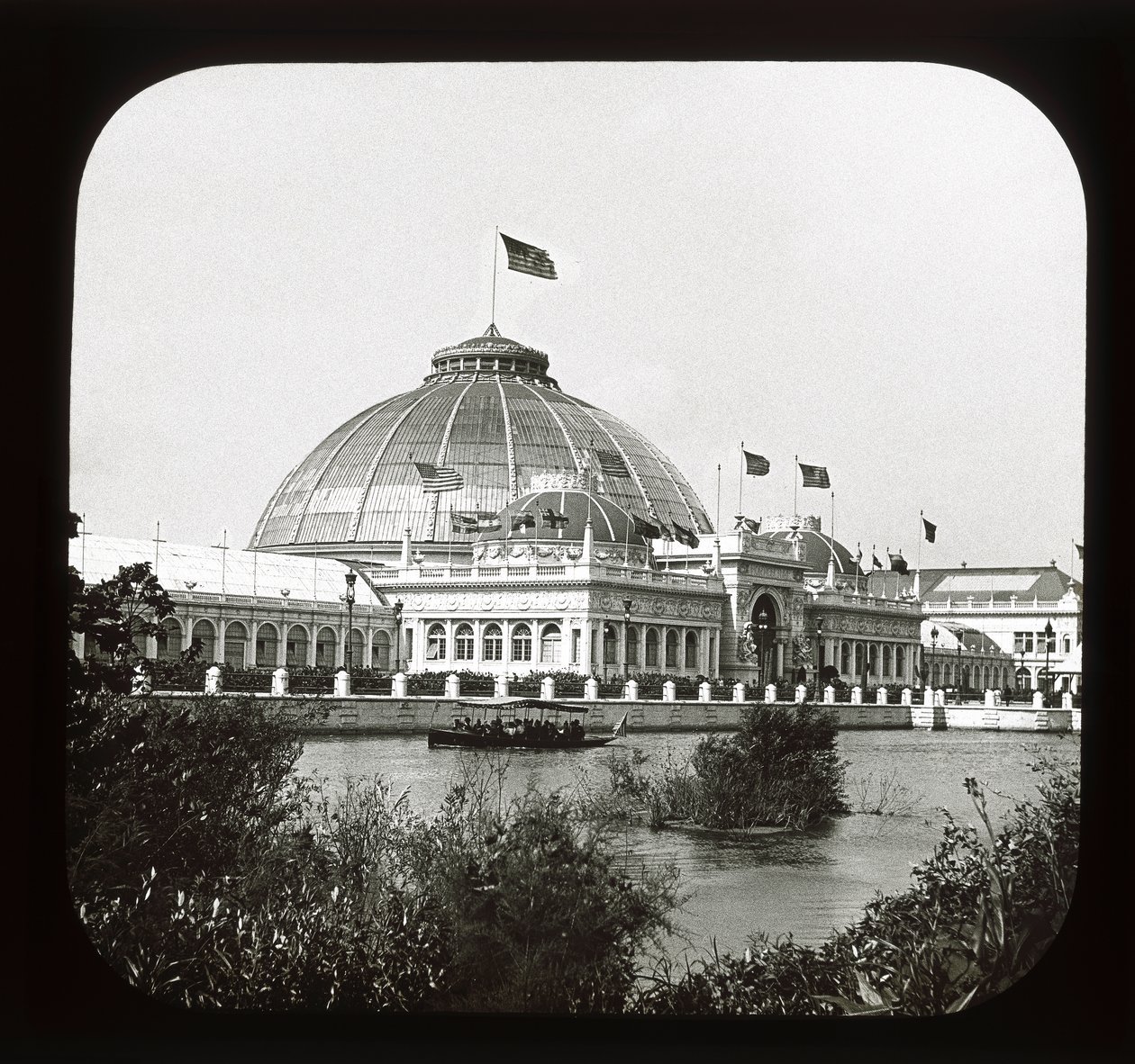 Worlds Columbian Exhibition: Edifício Horticultural, Chicago, 1893 (tobogã) de American Photographer